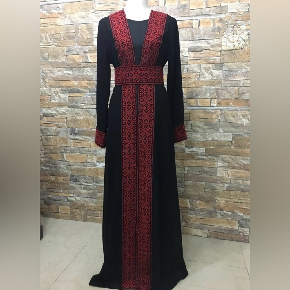 Palestinian Embroidered Tatreez Abaya